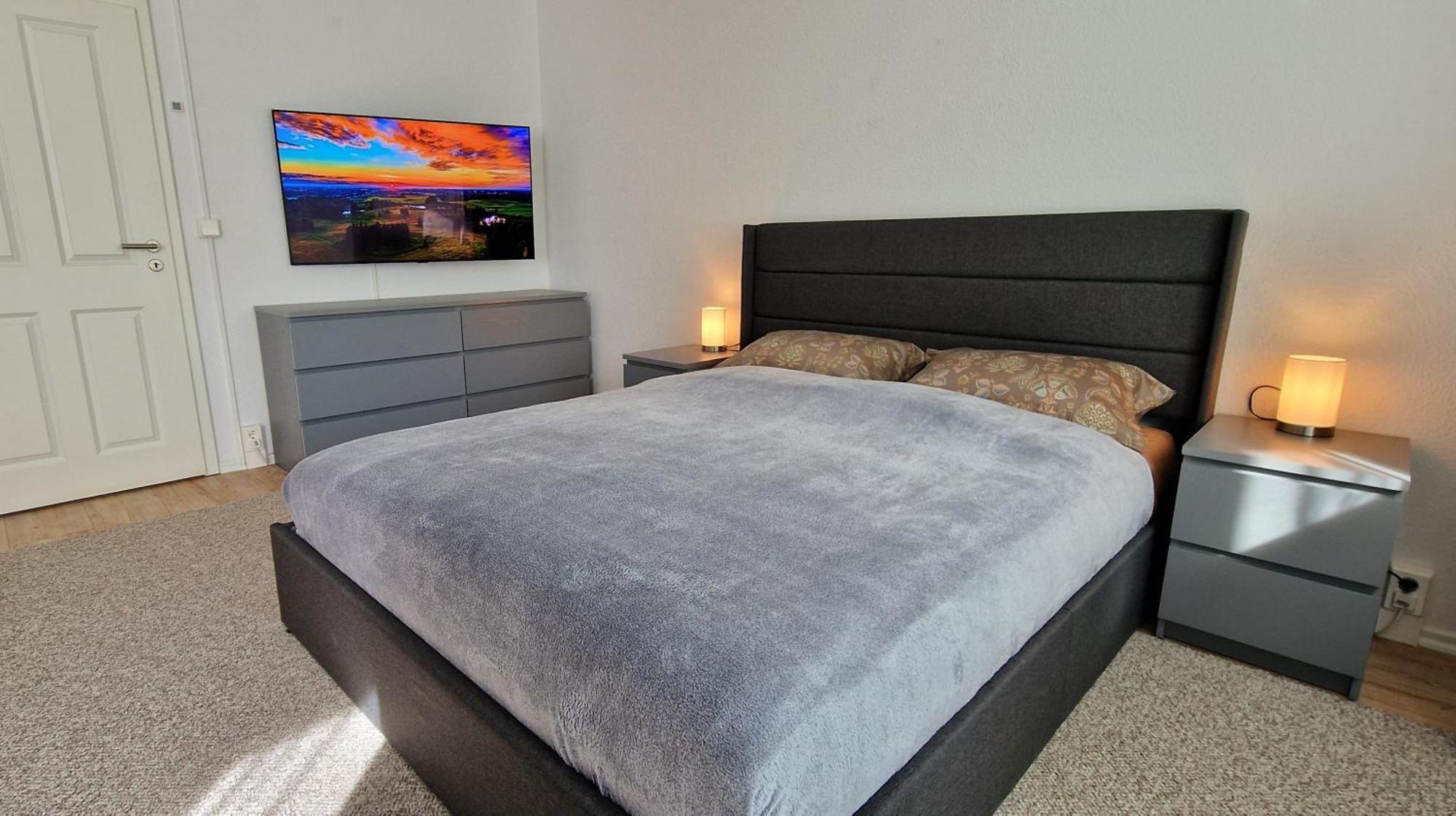 Zentrum Apartment - Oled Tv - Ps4 - Balkon - Parking Chemnitz Exterior foto